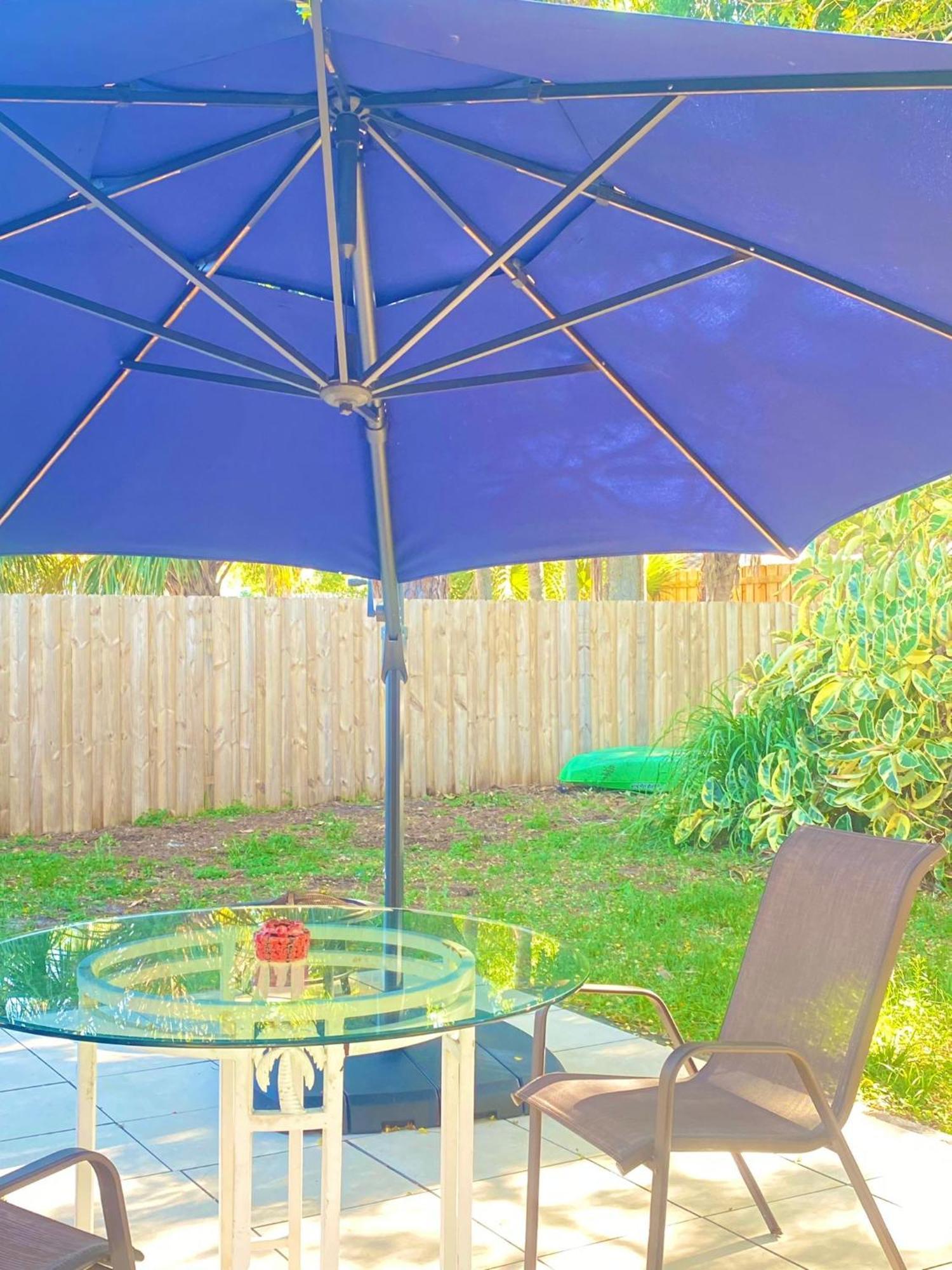 Cozy Studio Only 10 Minutes By Car Of Siesta Key Σεϊρασότα Εξωτερικό φωτογραφία
