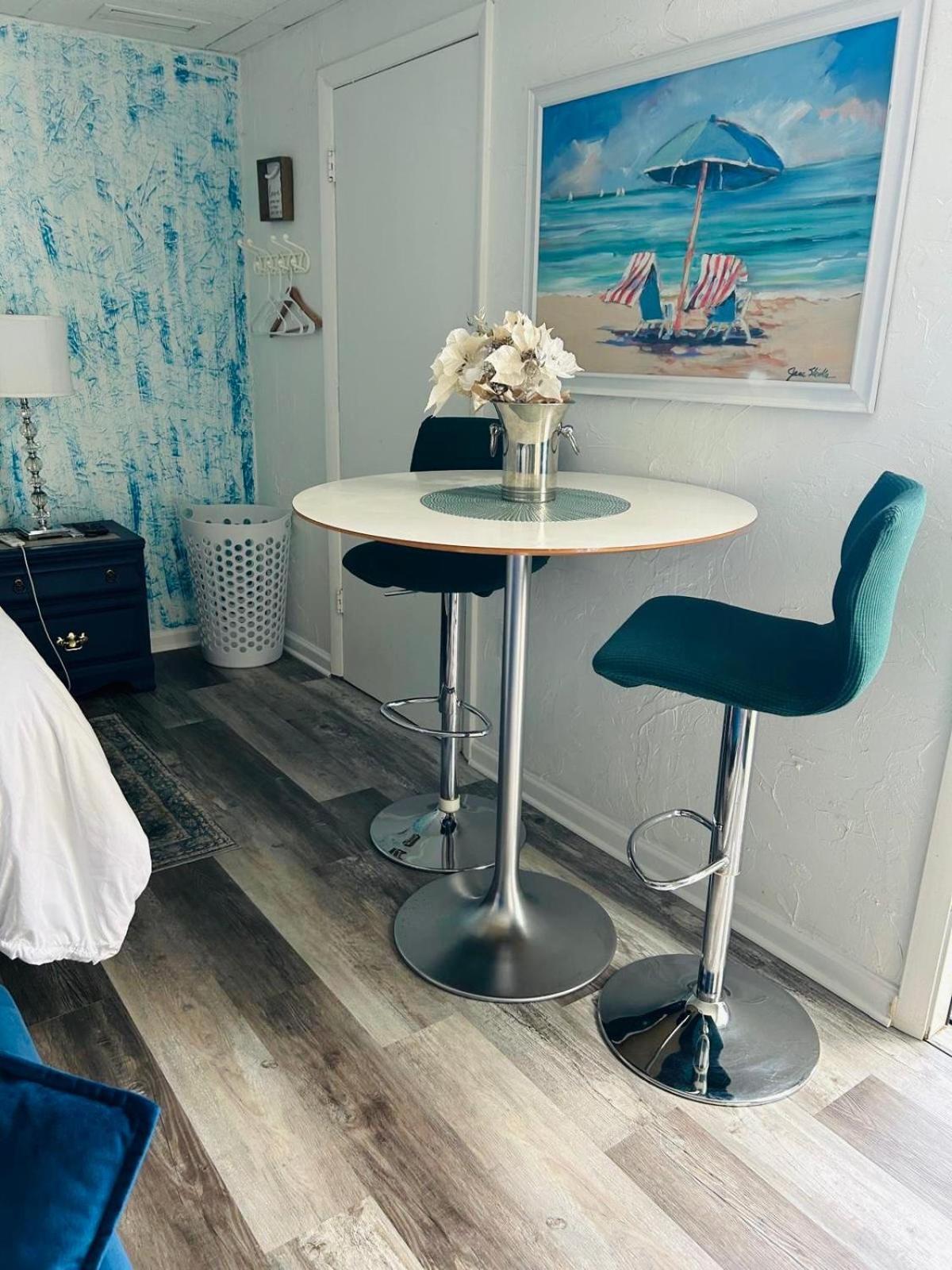 Cozy Studio Only 10 Minutes By Car Of Siesta Key Σεϊρασότα Εξωτερικό φωτογραφία